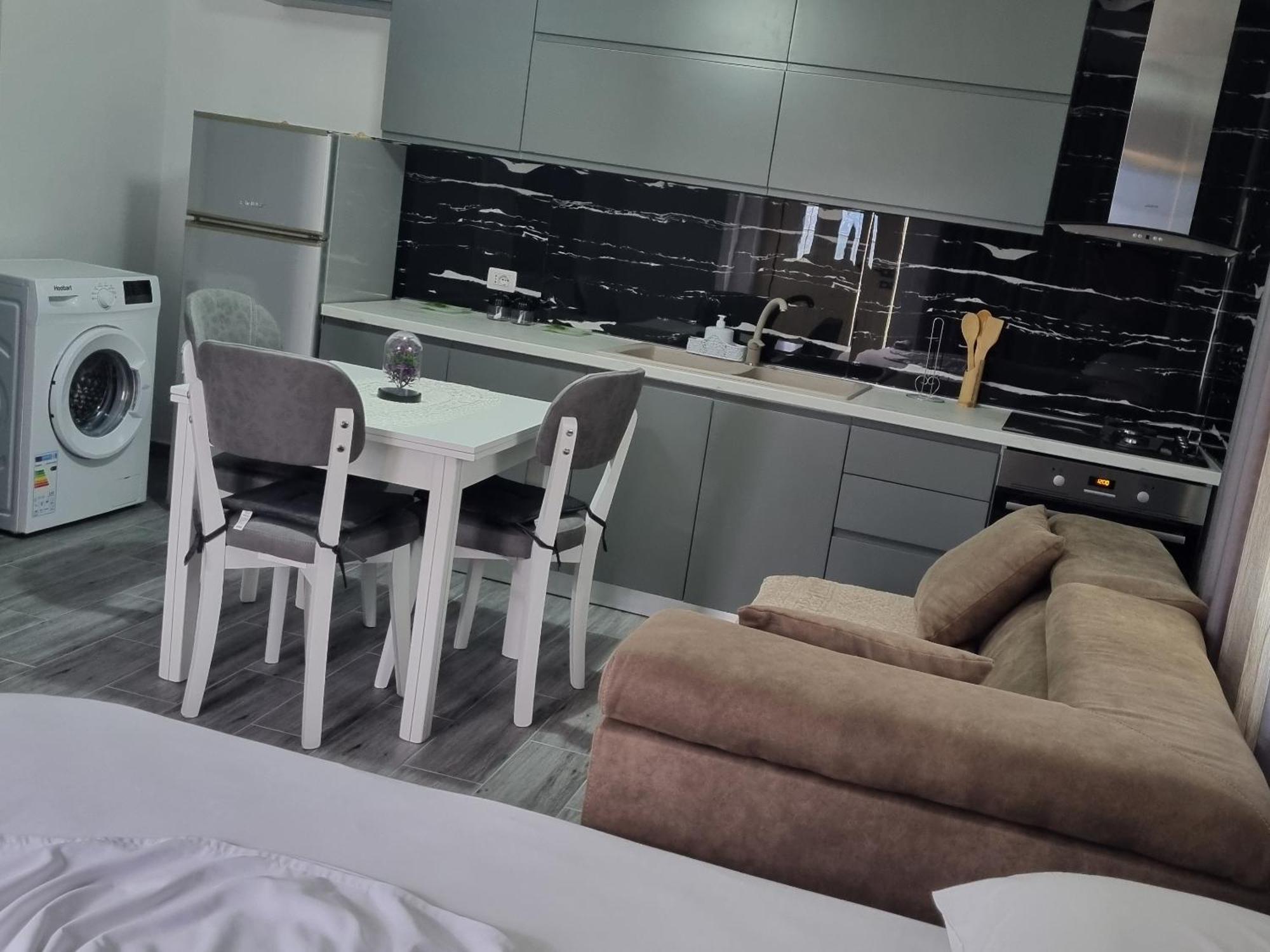 Vila Megi-Rent Room Vlorë Extérieur photo
